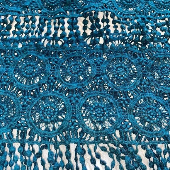 I LOVE SnS crouched teal fringe top - Picture 6 of 6